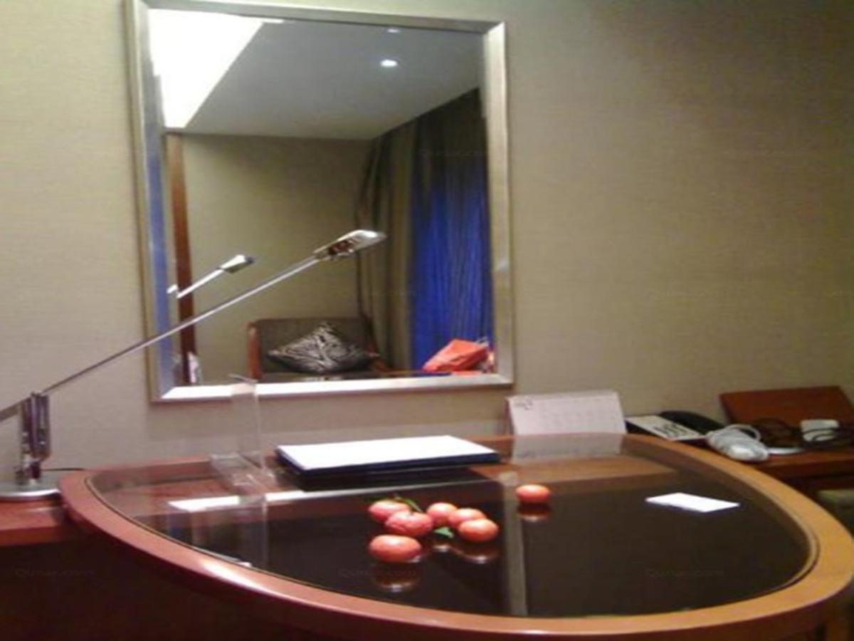 Gloria Grand Hotel Wuxi Wu-si Exteriér fotografie